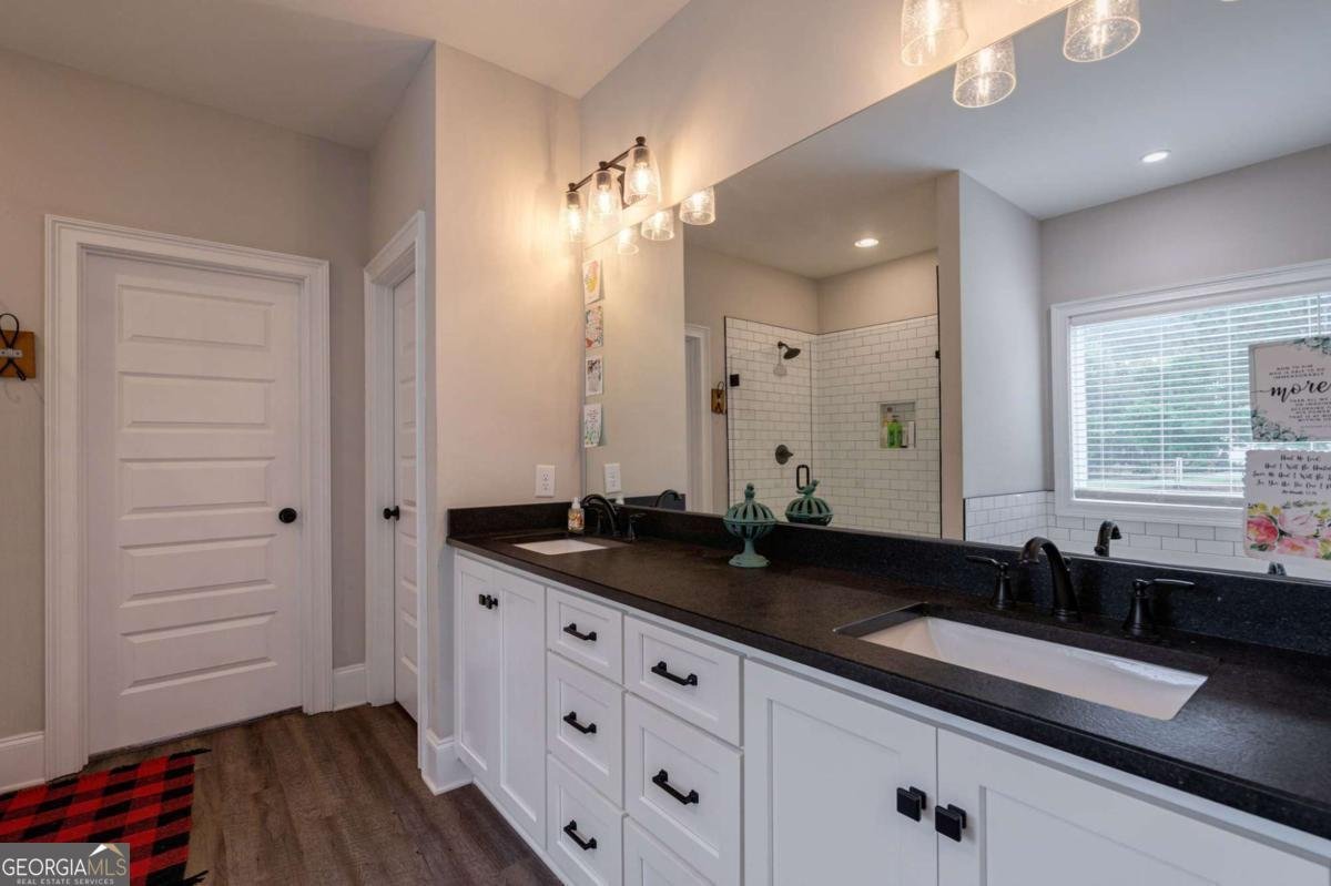 1120 Pearl Way Bogart - 13