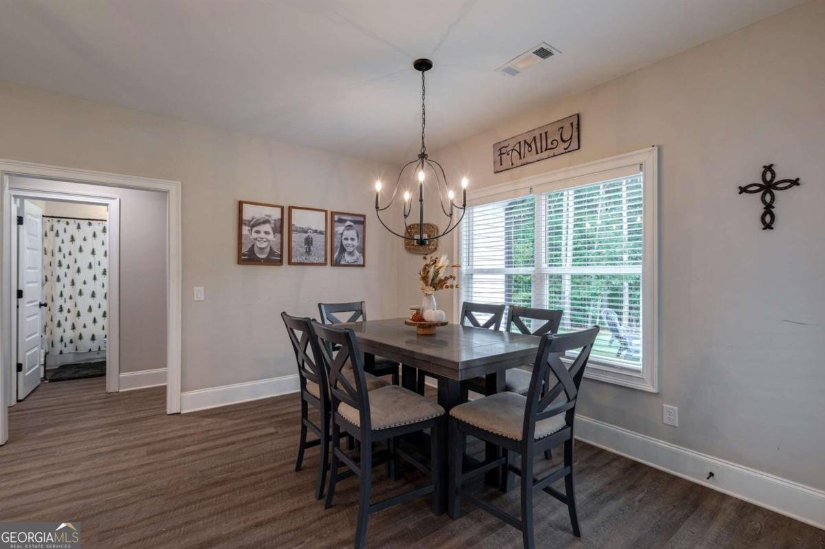 1120 Pearl Way Bogart - 4