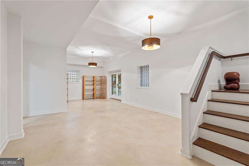 1719 Pine Ridge Drive Atlanta - 34