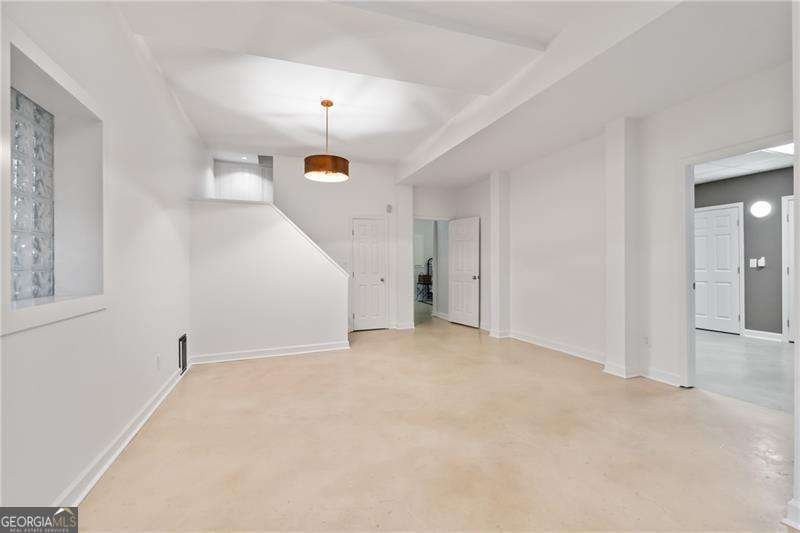 1719 Pine Ridge Drive Atlanta - 35