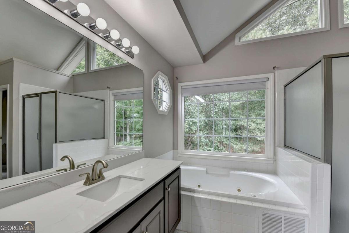 1015 Rowe Oak Circle Lawrenceville - 64