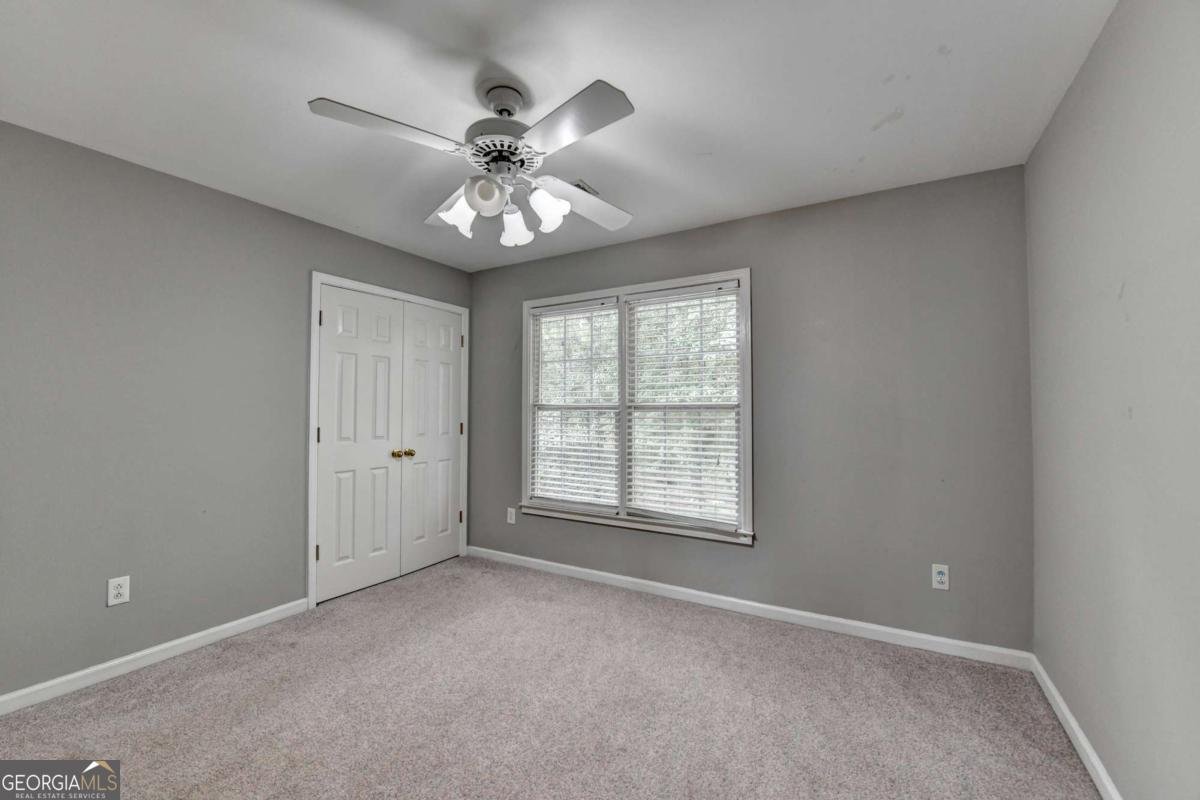 1015 Rowe Oak Circle Lawrenceville - 72