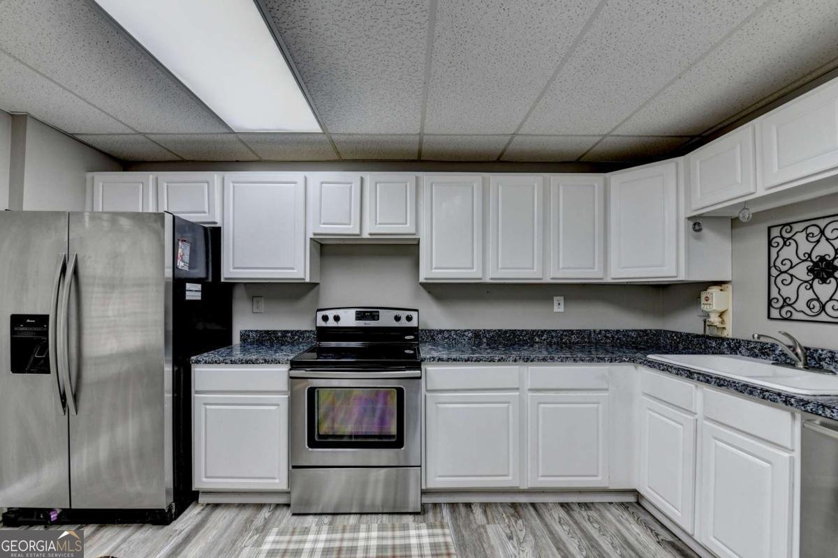 1015 Rowe Oak Circle Lawrenceville - 79