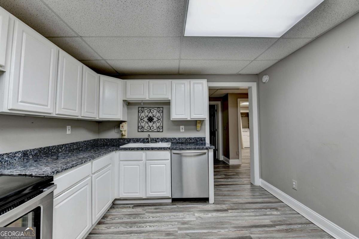 1015 Rowe Oak Circle Lawrenceville - 80