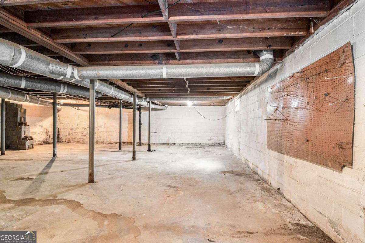 1880 Wellbourne Drive Atlanta - 24