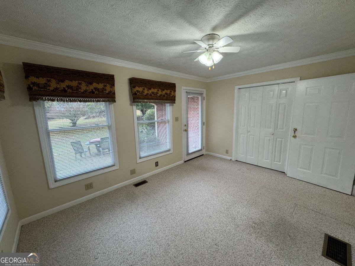6716 Hwy 29 Hull - 11