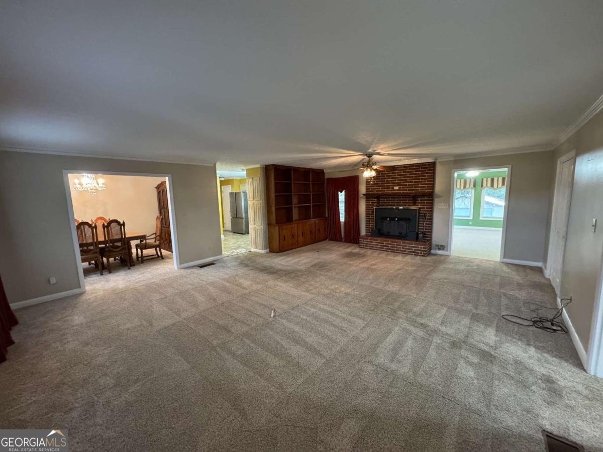 6716 Hwy 29 Hull - 2