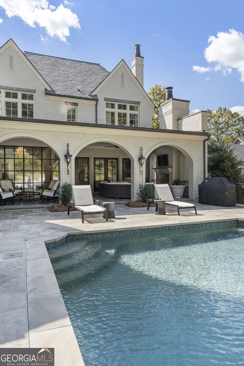 89 Blackland Road Atlanta - 90