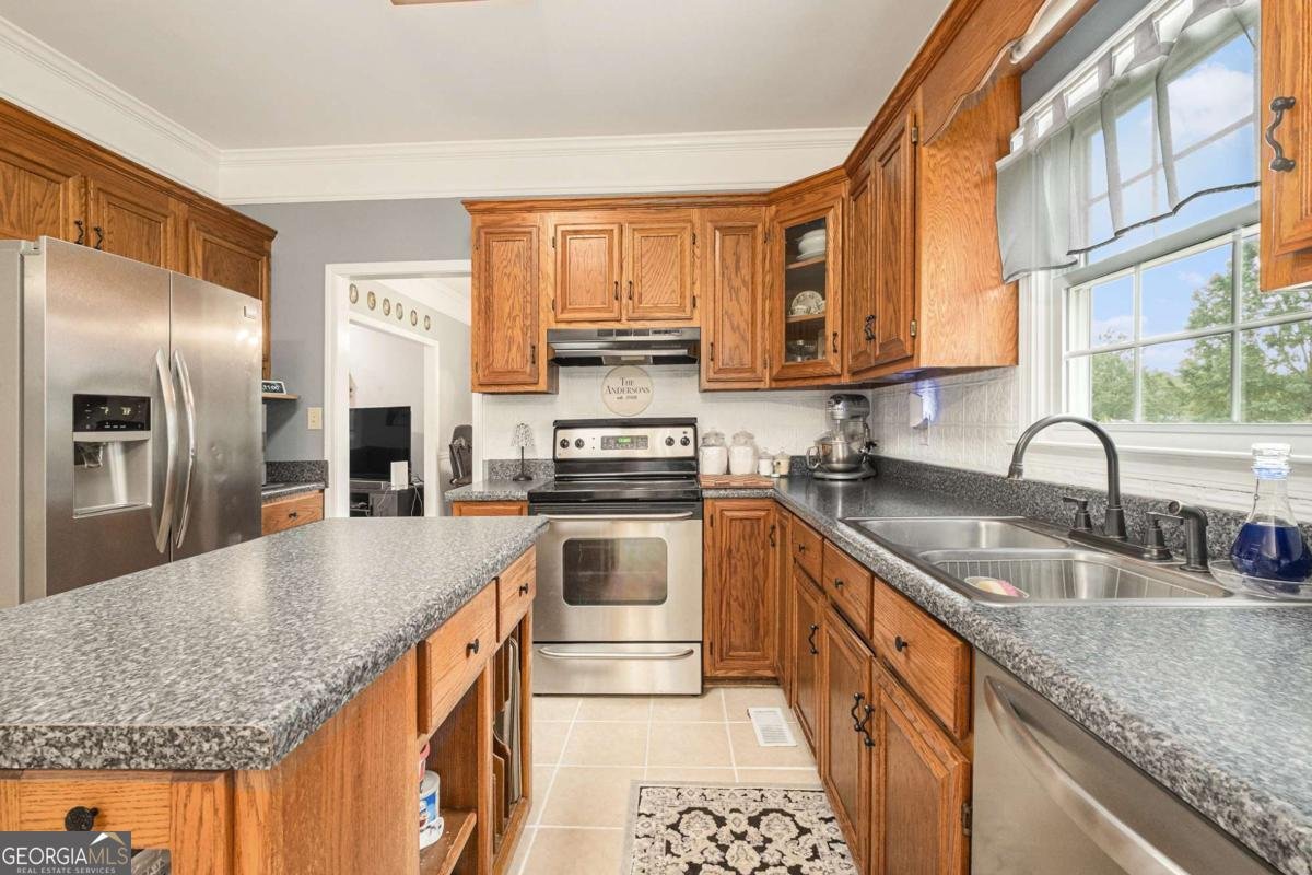 118 Kingston Road Colbert - 9