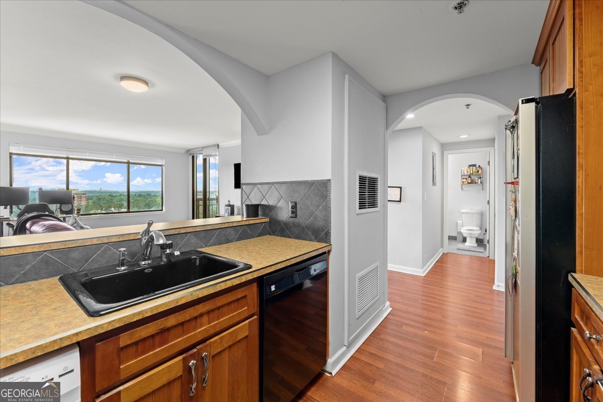 3481 Lakeside Drive Atlanta - 13