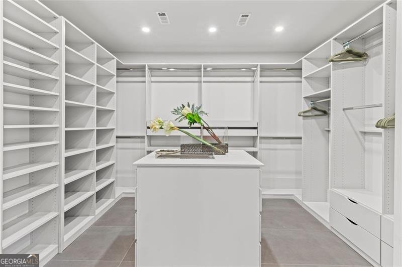 8610 SENTINAE CHASE Drive Roswell - 15