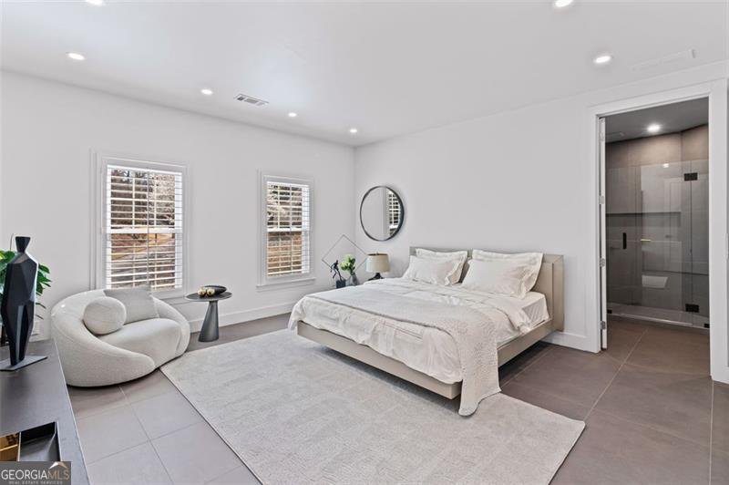 8610 SENTINAE CHASE Drive Roswell - 21