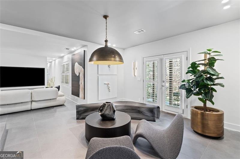 8610 SENTINAE CHASE Drive Roswell - 27