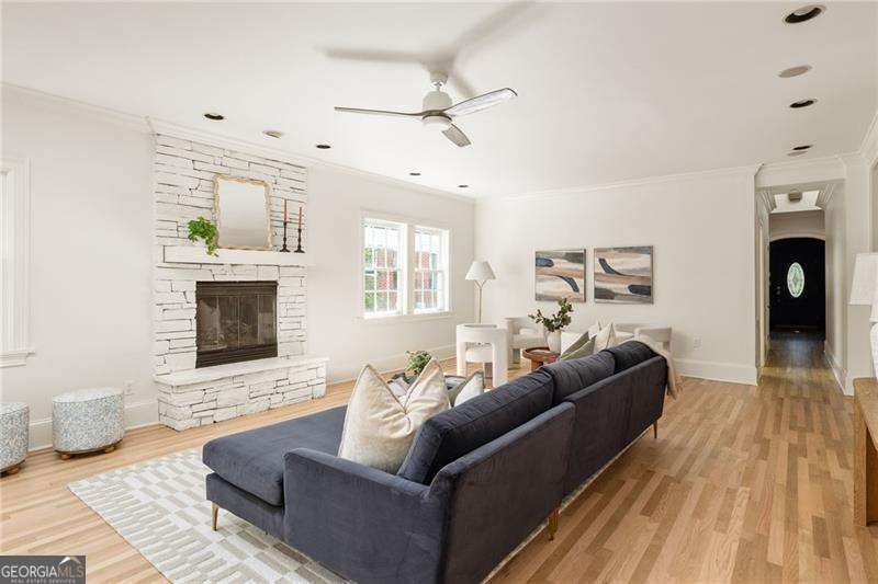 676 Cumberland Circle Atlanta - 27