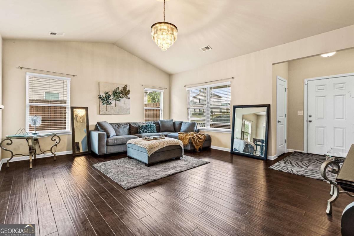 2979 DUNGENESS Drive Douglasville - 3