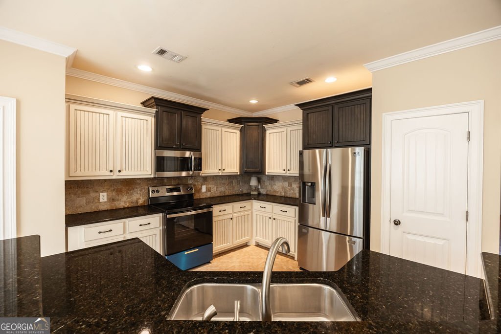 125 Peregrine Drive Byron - 2