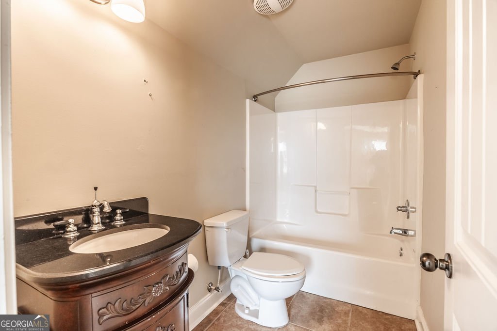 125 Peregrine Drive Byron - 40