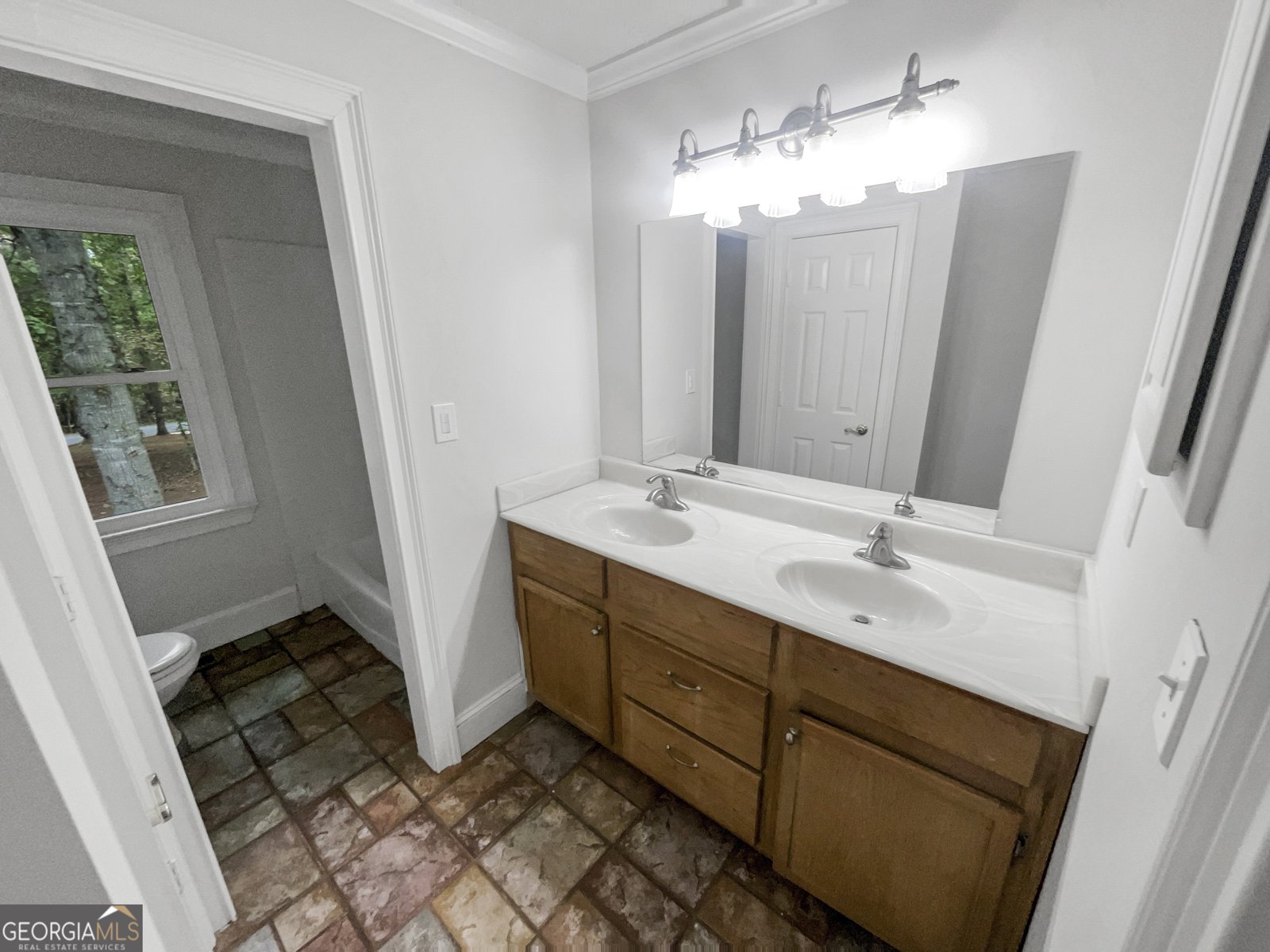 121 Northwoods Road Sharpsburg - 21