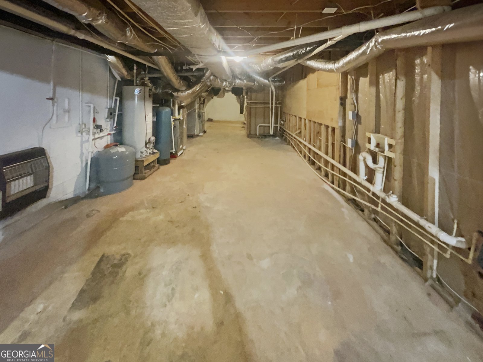 121 Northwoods Road Sharpsburg - 27