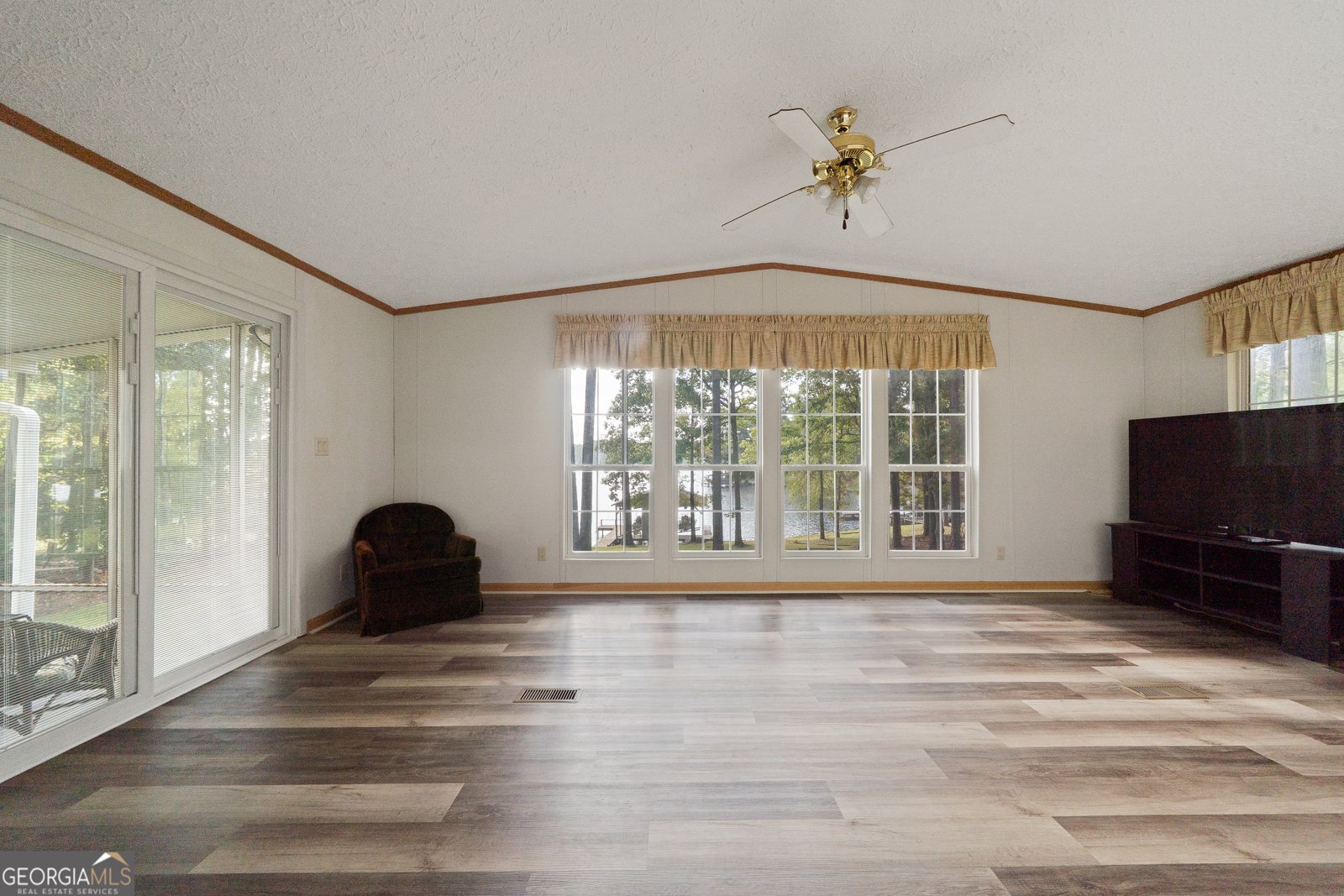 320 Sterling Road Milledgeville - 18
