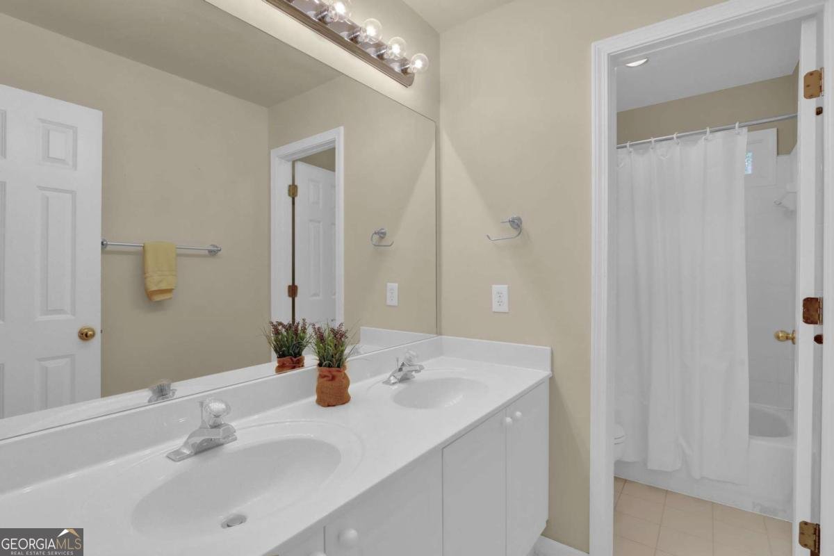 358 Rhodes House Court Suwanee - 21