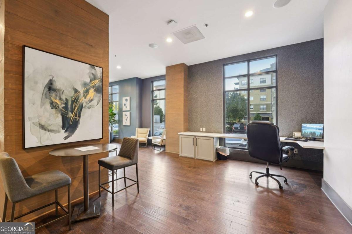 799 Hammond Drive Atlanta - 22