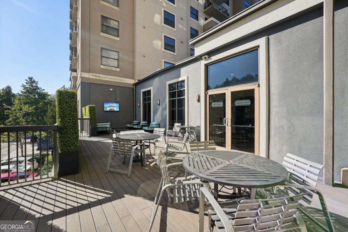 799 Hammond Drive Atlanta - 33