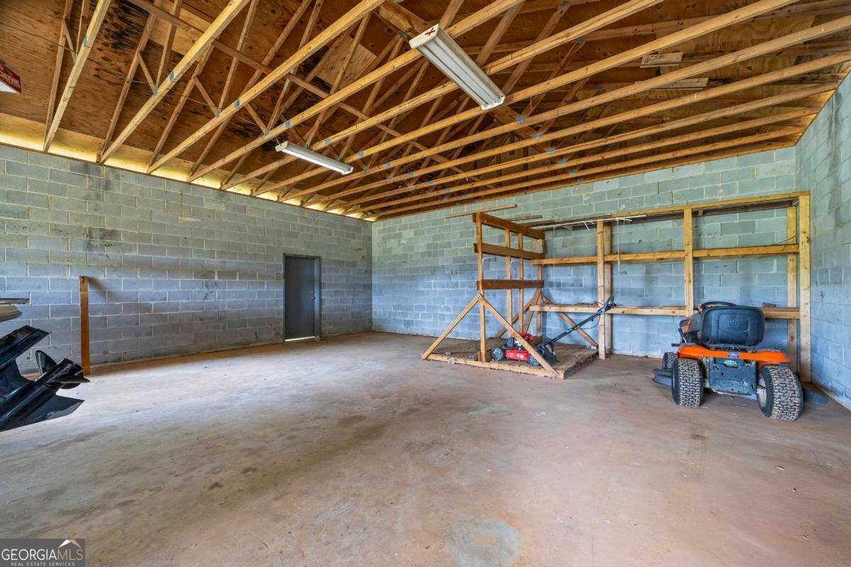 2302 Beaverdam Road Colbert - 53