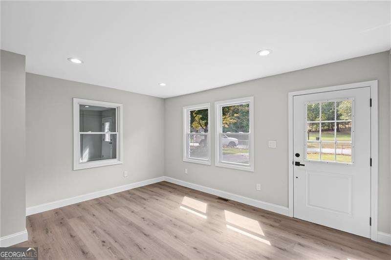 5961 John Street Austell - 9