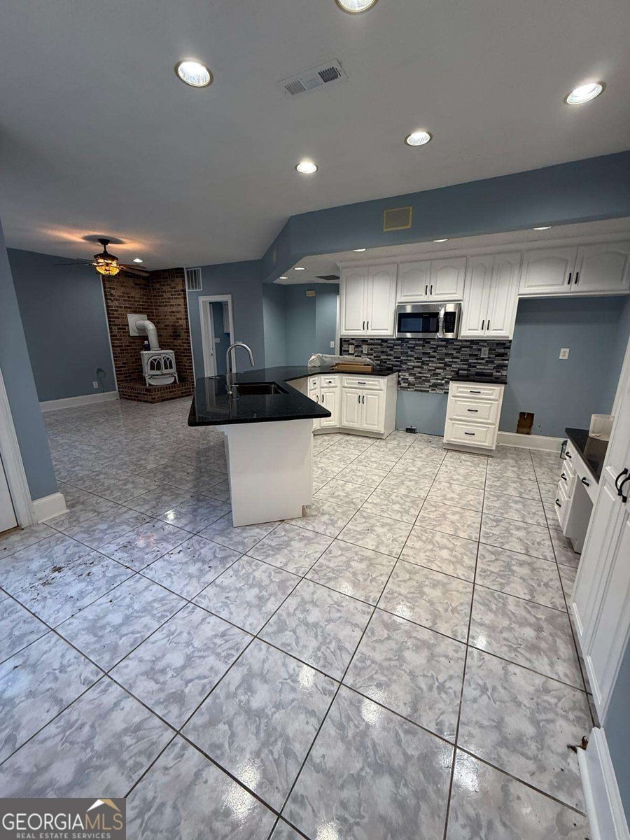 2337 Hollonville Road Brooks - 2