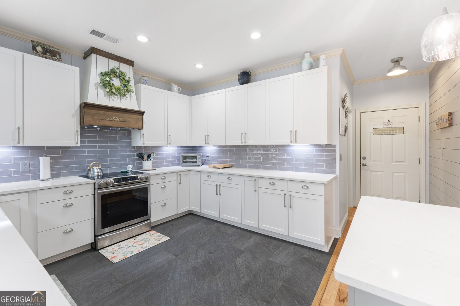 9395 Edgewater Drive Gainesville - 20