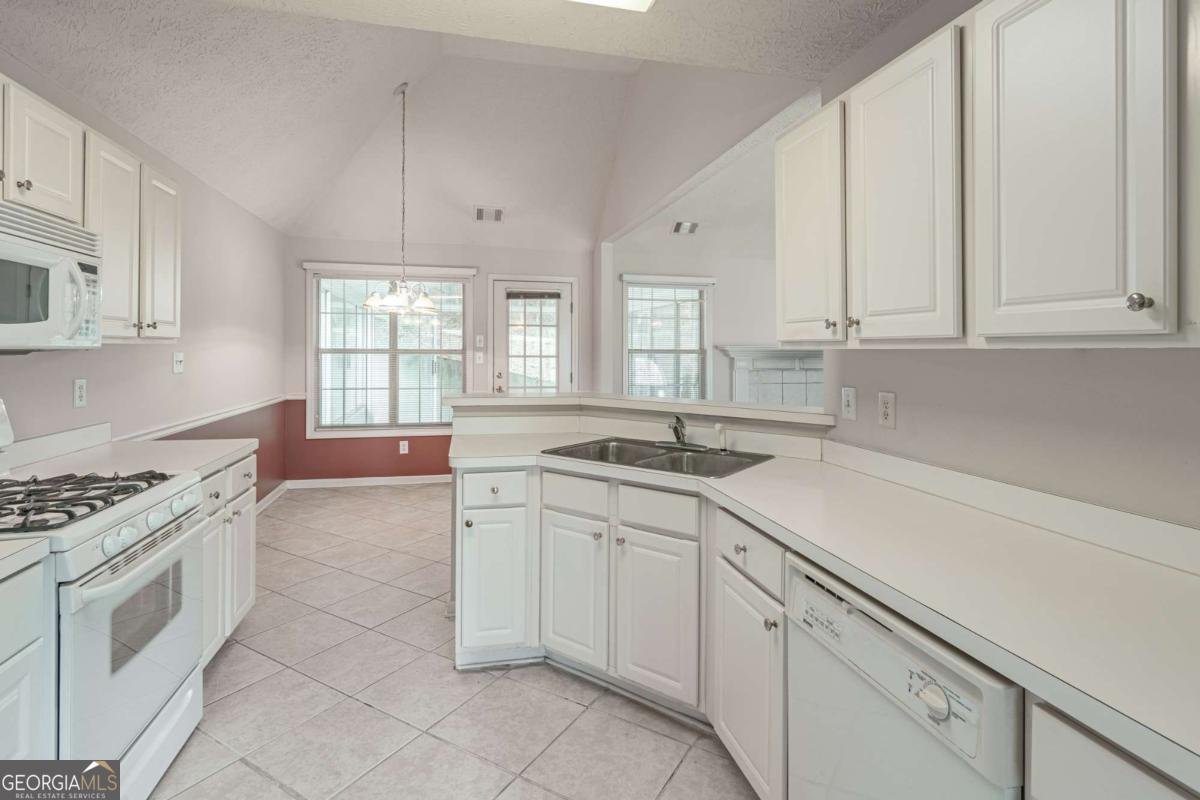 3375 Pierce Arrow Circle Suwanee - 10