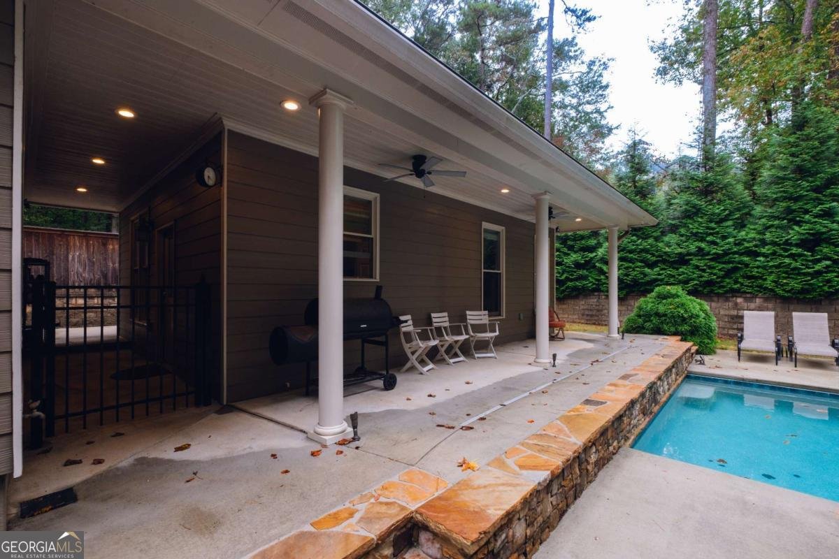 1552 Catherine Court Suwanee - 41