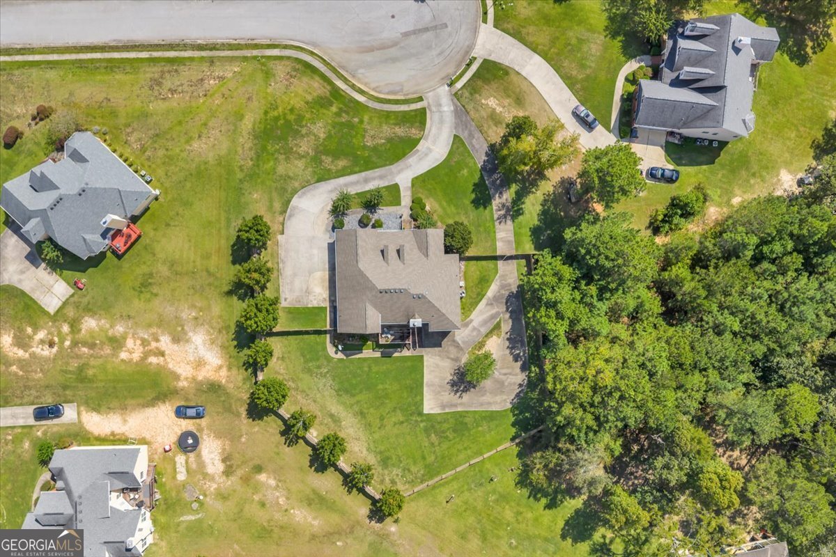 605 Dodds Walk Macon - 68