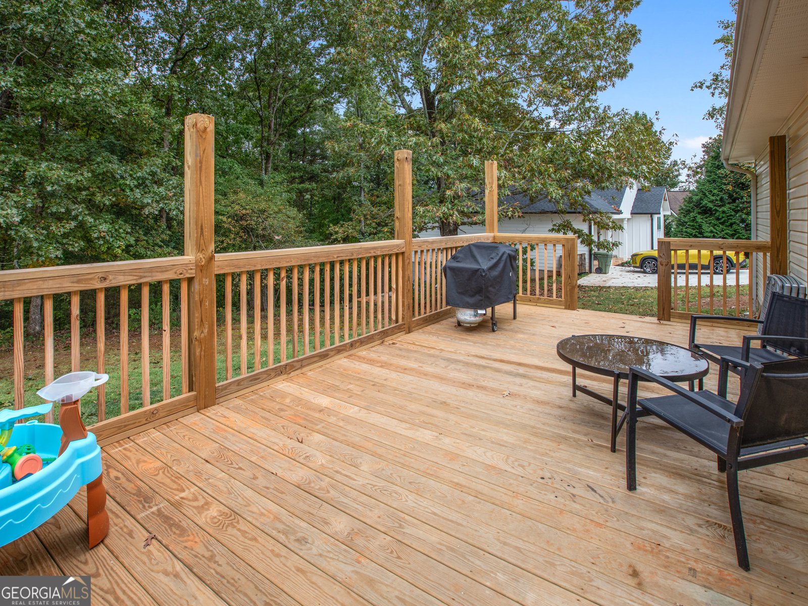 131 Robinhood Drive Cleveland - 27