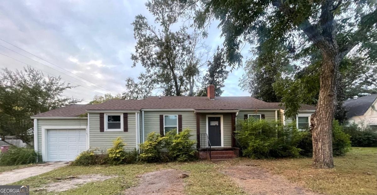 104 Ivey Street Baxley - 1