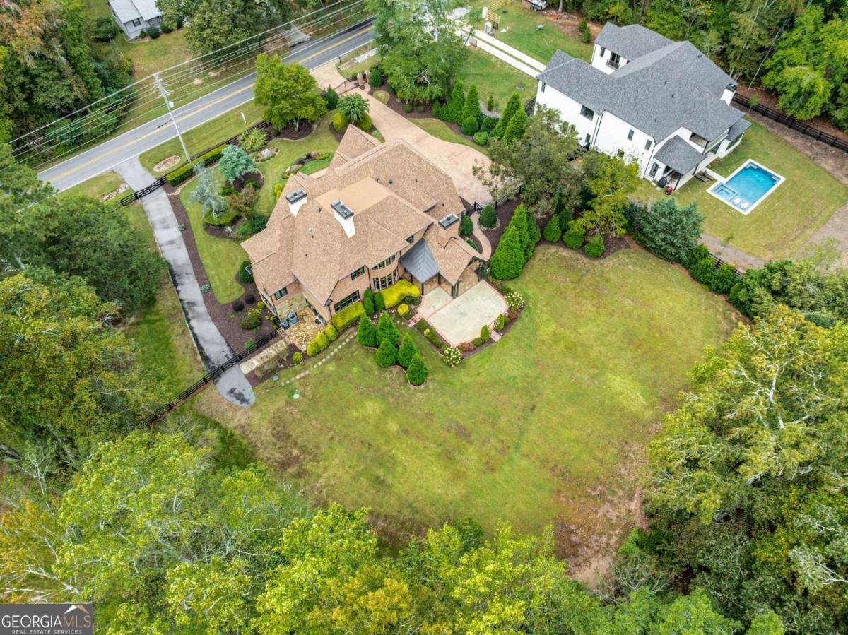 16050 Thompson Road Milton - 13