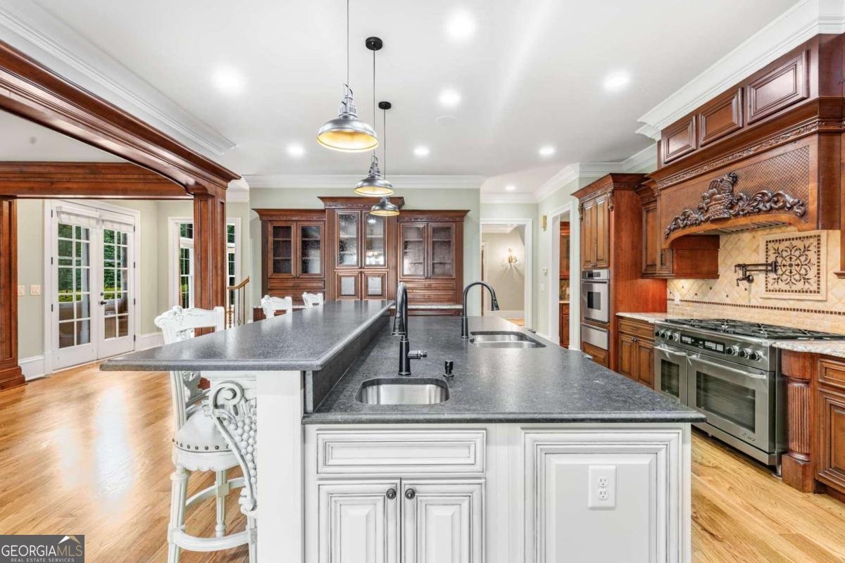 16050 Thompson Road Milton - 37
