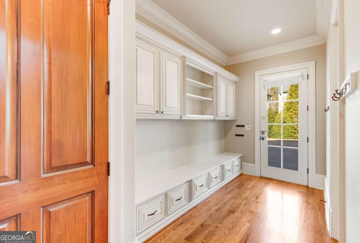 16050 Thompson Road Milton - 44