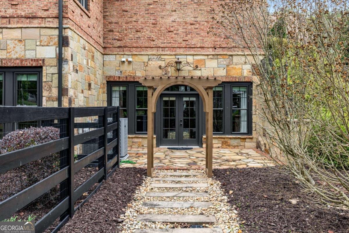 16050 Thompson Road Milton - 6