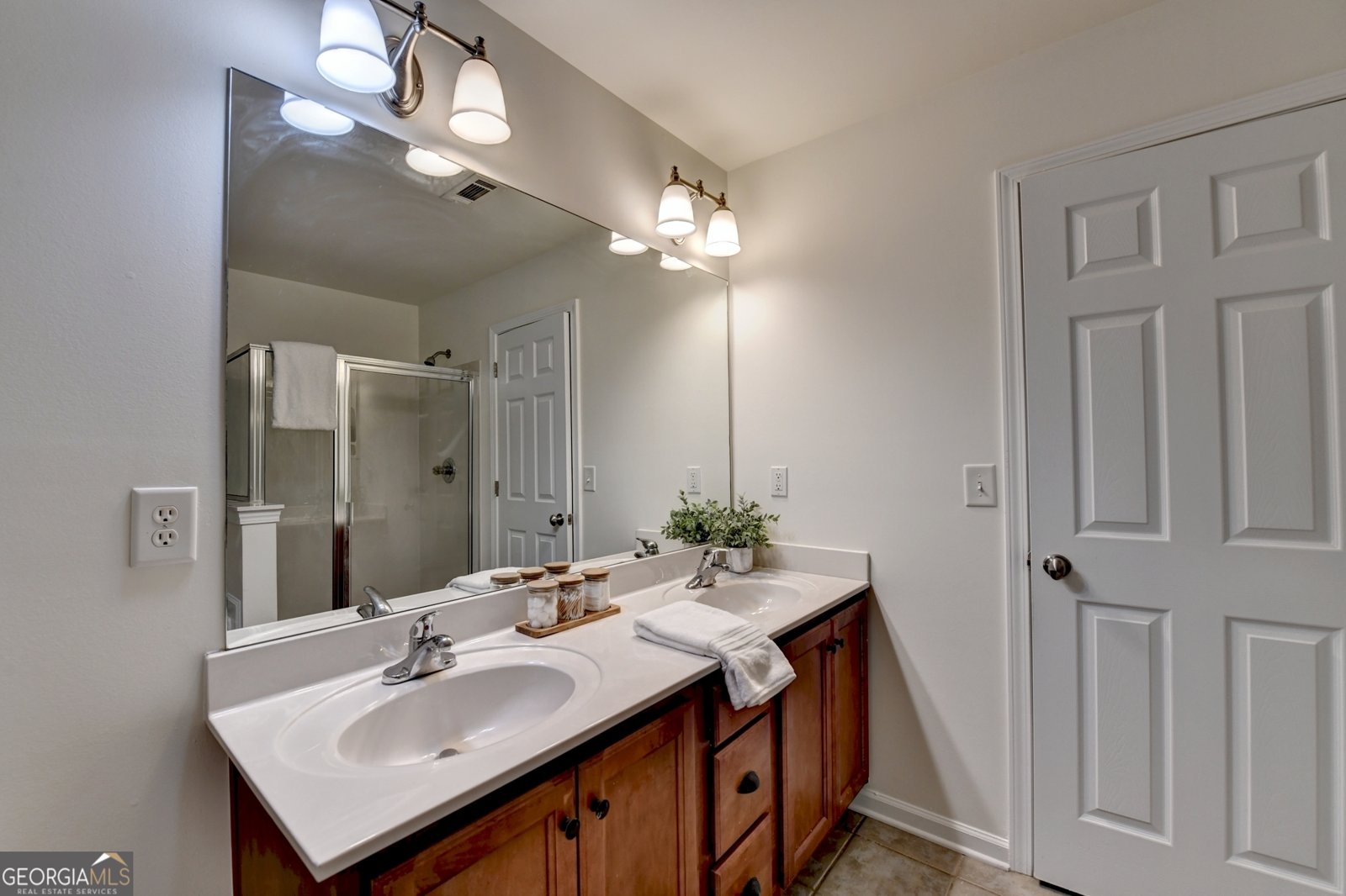 898 Harvest Brook Drive Lawrenceville - 33