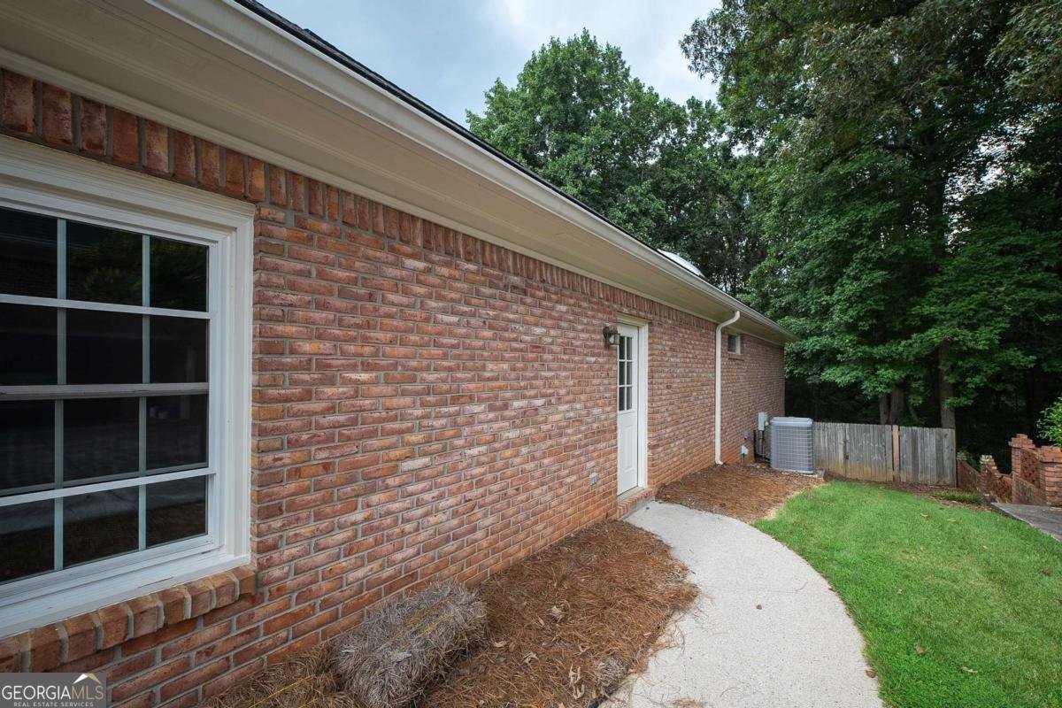 5195 Overbend Trail Suwanee - 3