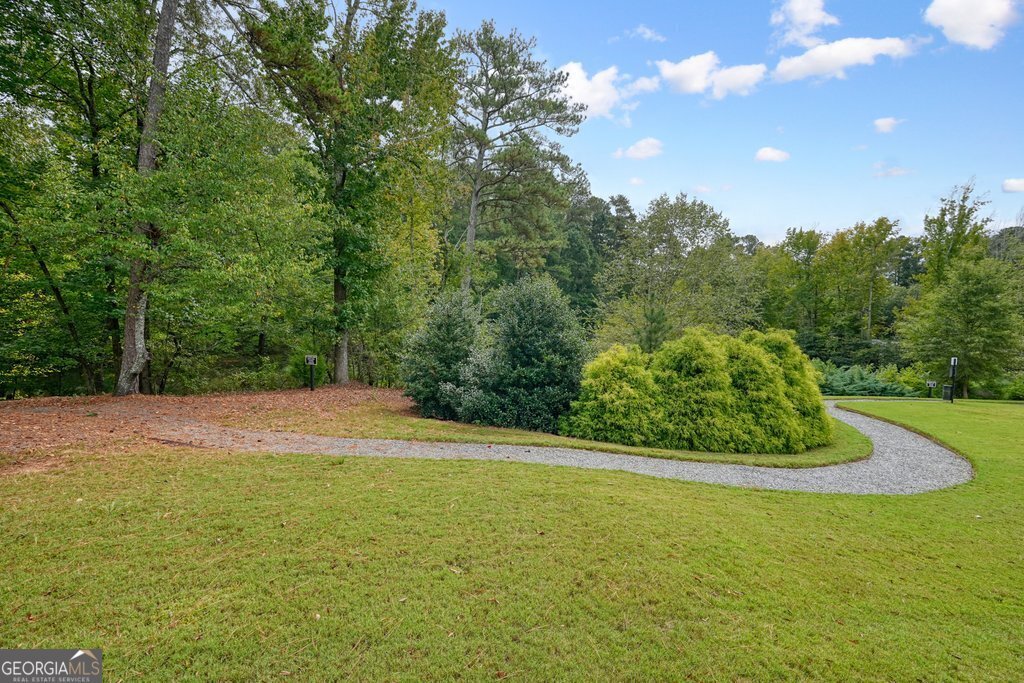 1012 Towneship Way Roswell - 37