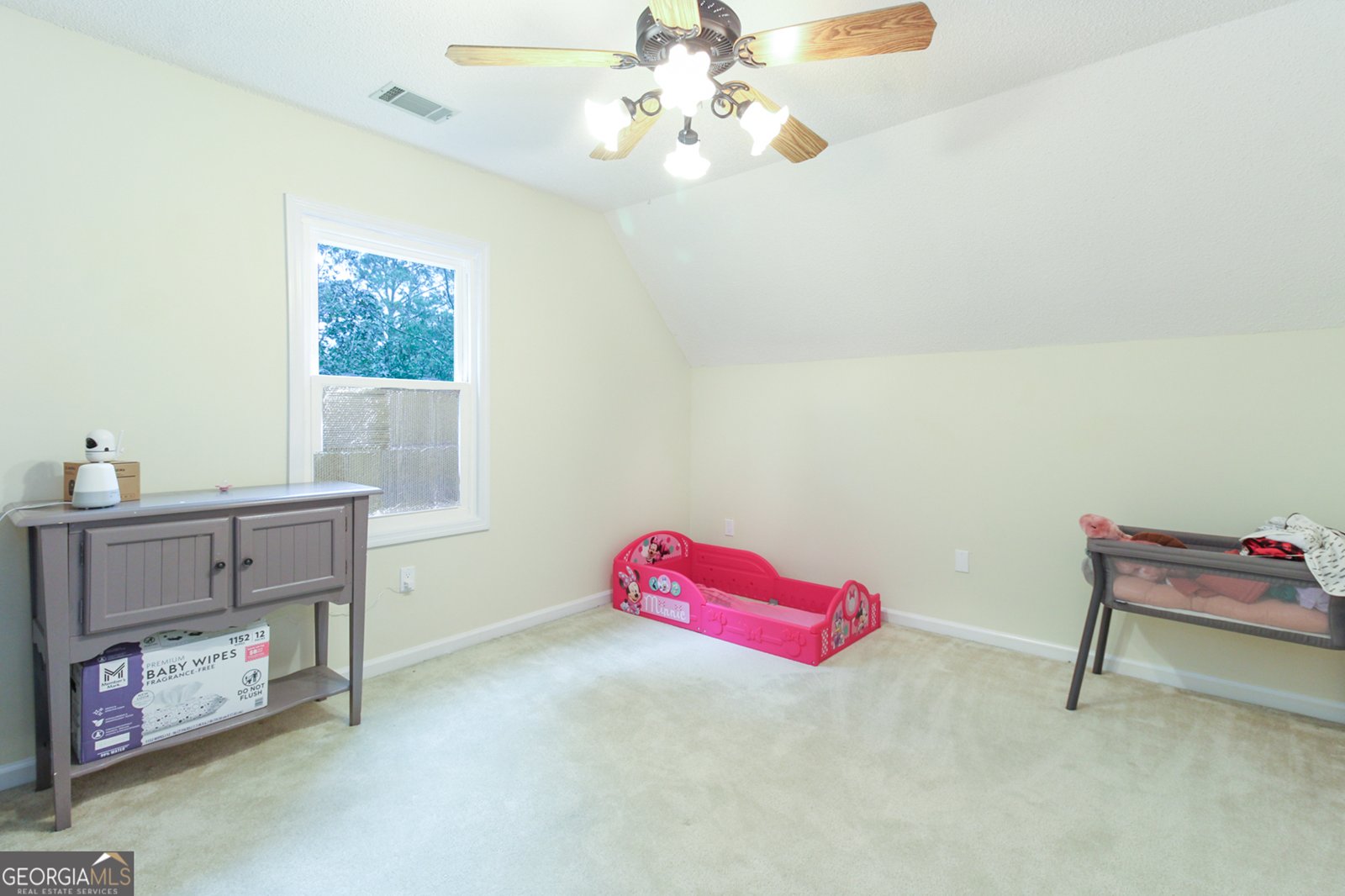 481 Bedford Drive Hull - 17