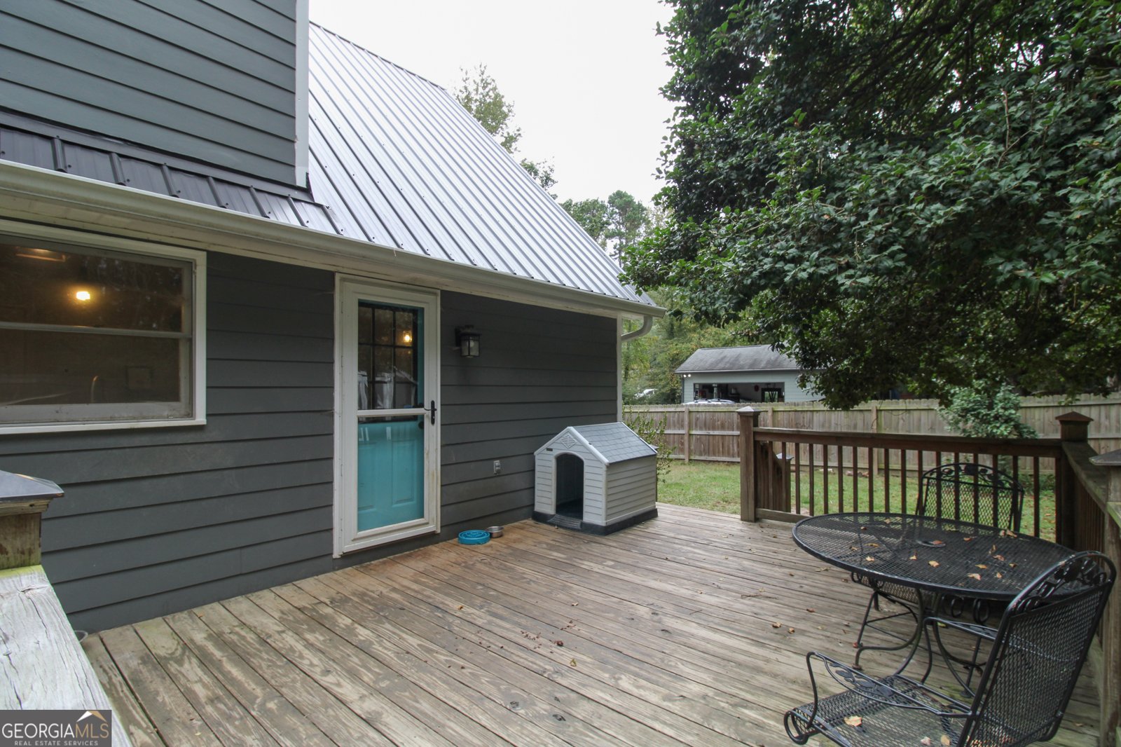 481 Bedford Drive Hull - 24