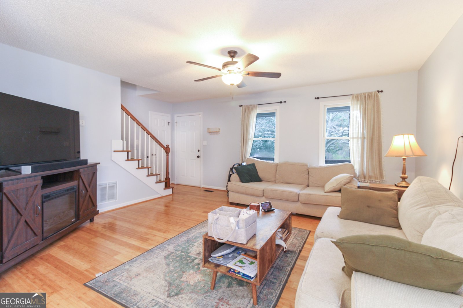 481 Bedford Drive Hull - 7