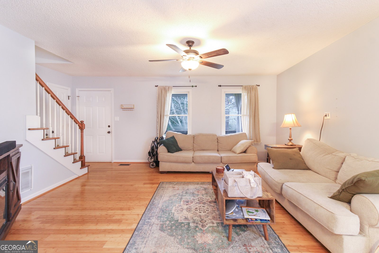 481 Bedford Drive Hull - 8