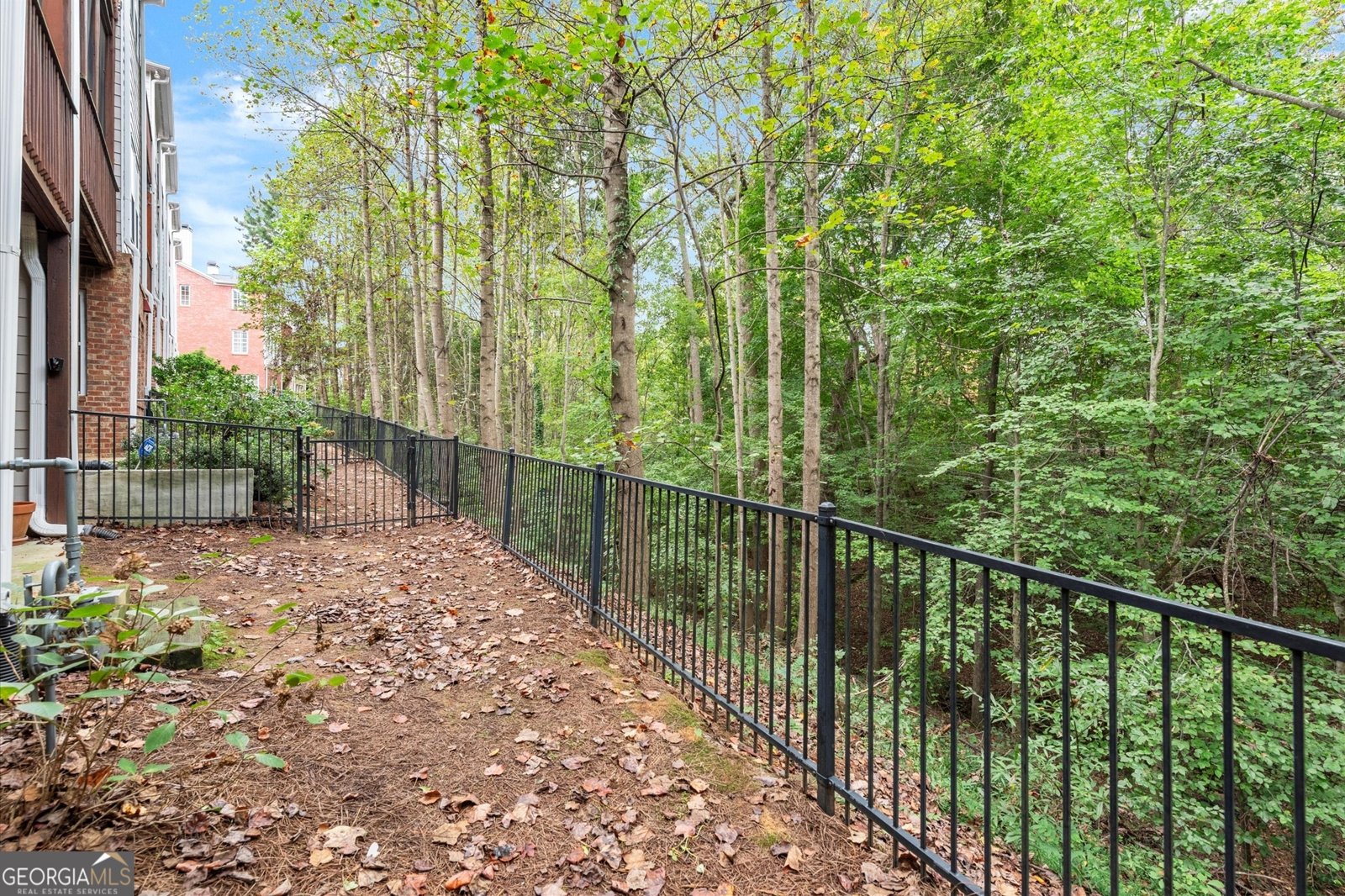 3088 Woodwalk Drive Atlanta - 23