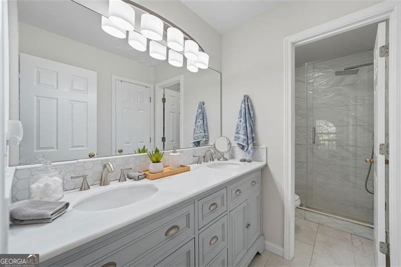 2710 Saddlebrook Glen Drive Cumming - 16