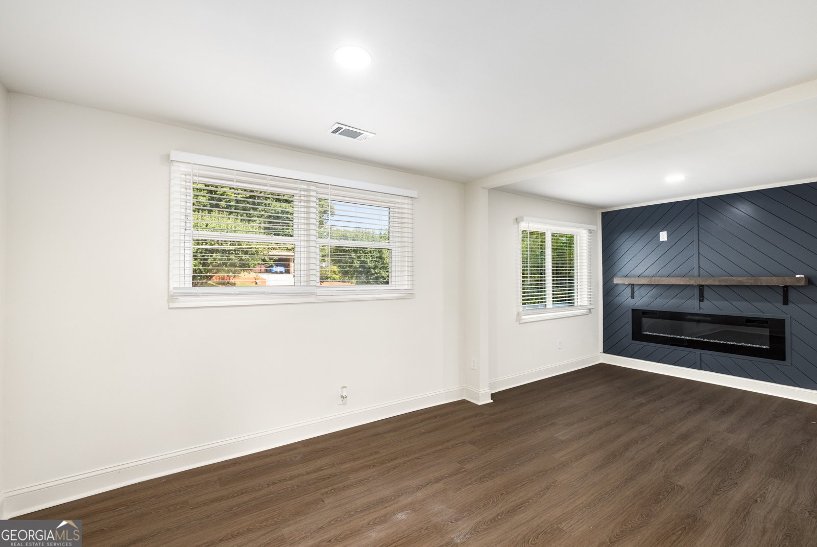 1483 Town Country Drive Atlanta - 32
